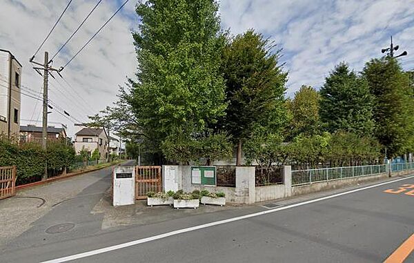 草加市立川柳中学校（420m）