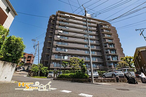 内覧をご希望の方は、お気軽にお問い合わせください。また、社用車によるご自宅や最寄り駅からの無料送迎サービスもご利用いただけます。初めてのマイホーム探しも、しっかりとサポートいたします。
