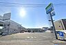 周辺：ファミリーマートさいたま松本店（1090m）