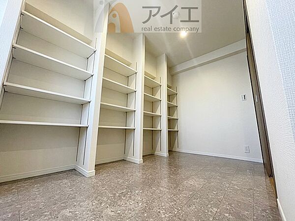 サービスルーム完備
