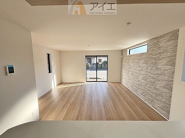 溢れる陽光でご家族の笑顔も輝く住まい