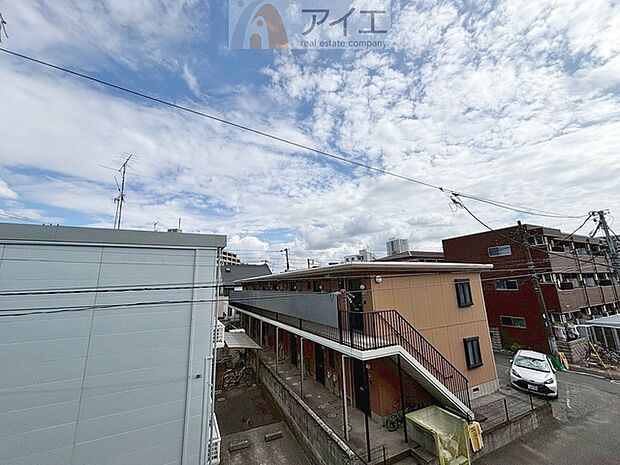 空を近くに感じられる眺望を楽しめます