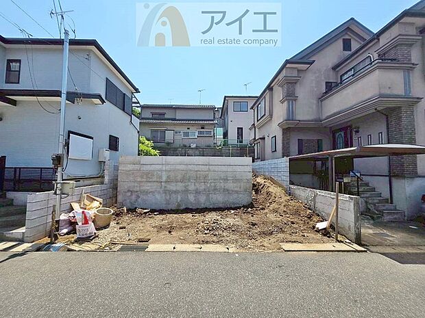 車の通りも少ない閑静な住宅地