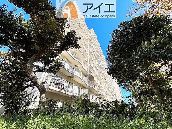 共用部の清掃・修理は管理員が実施