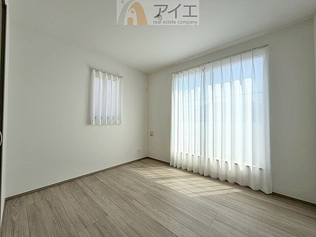 溢れる陽光でご家族の笑顔も輝く住まい