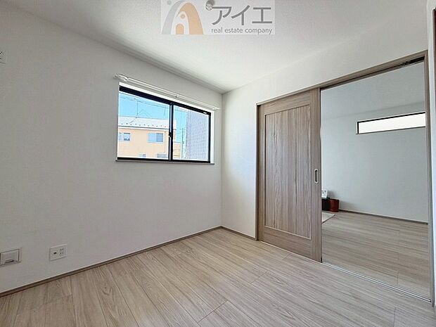 リビングとなじみやすい仕様でインテリア性が高い