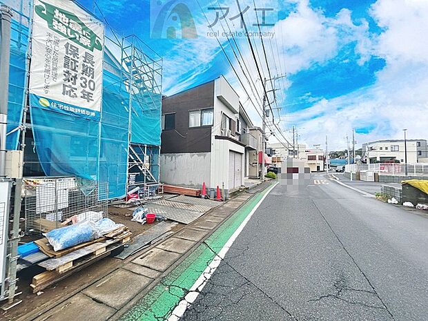 南道路に面し陽当り良好