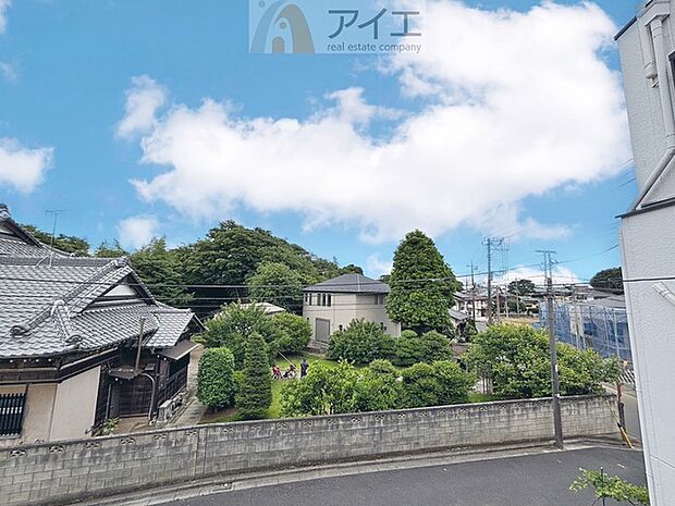 南面バルコニーで毎日のお洗濯も快適