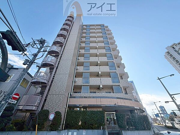 溢れる陽光でご家族の笑顔も輝く住まい