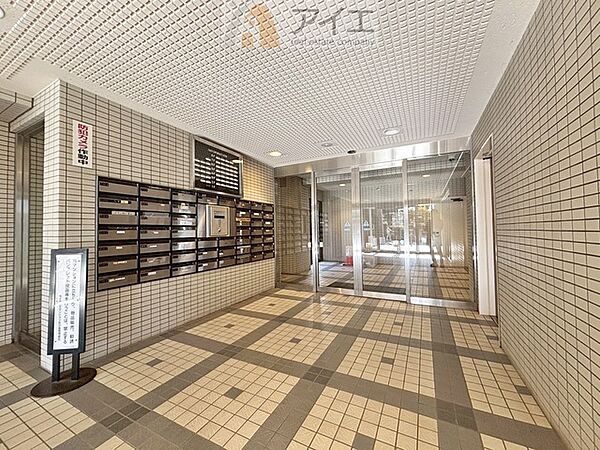 清掃や修理、不審者への声掛けも。管理員巡回は防犯にも有効