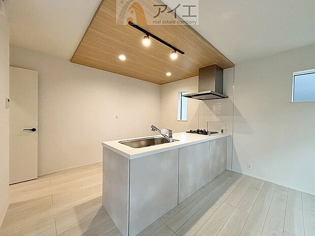 対面キッチンがご家族の温かい時間を演出