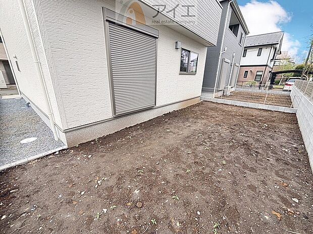 元気なお子様のお外遊びも、自宅のお庭なら安心♪