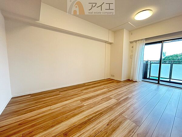 風通しが良く、開放感あふれるお部屋です