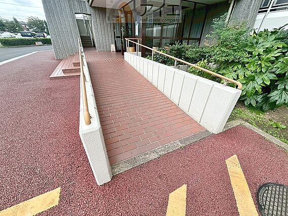 バリアフリー設...