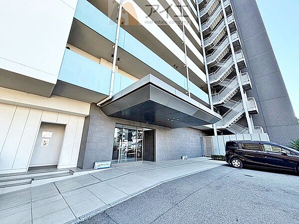 清掃や修理だけでなく、不審者への声掛けも。管理員の活動は防犯にも有効