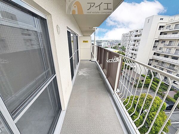 南面バルコニーで毎日のお洗濯も快適