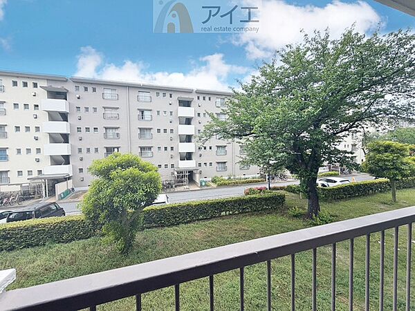 バルコニーを拡大表示