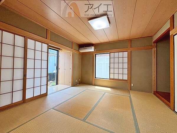 子育て家族に嬉しい、自然素材の優しい住まい