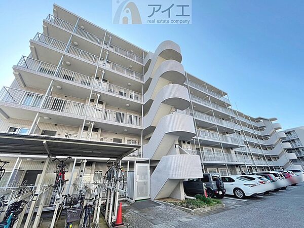 設備が充実したリノベーション物件で、豊かな生活を実現
