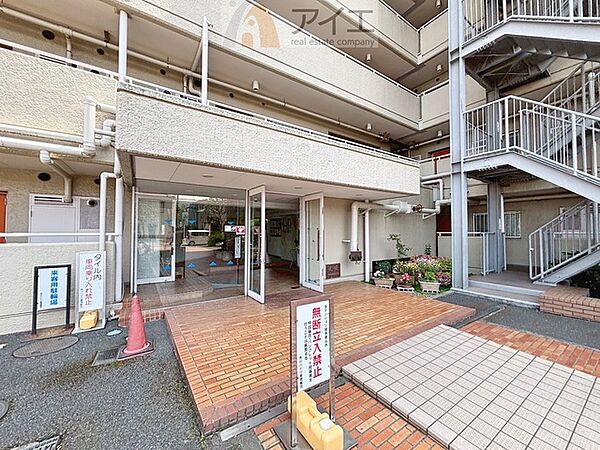 溢れる陽光でご家族の笑顔も輝く住まい