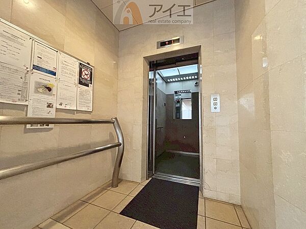 清掃も行き届いたエレベーターホール
