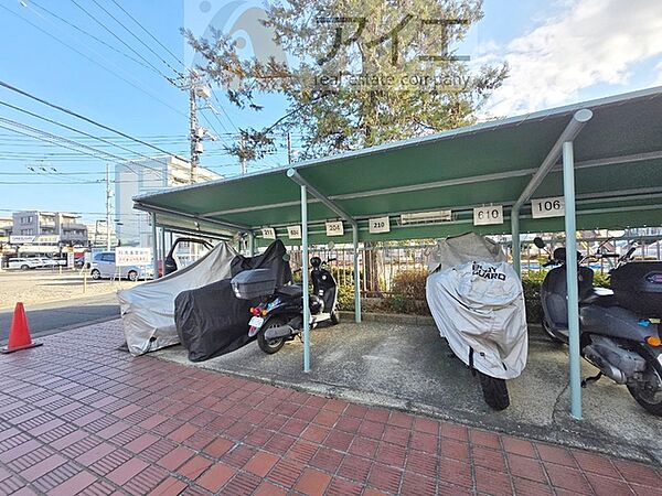 セキュリティ面にも配慮した駐輪場がございます