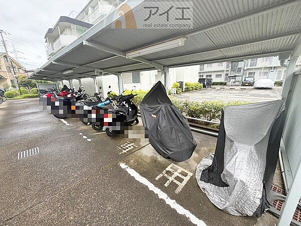 セキュリティ面にも配慮した駐輪場がございます