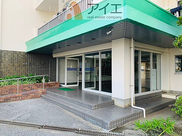 共用部の清掃・修理は管理員が実施