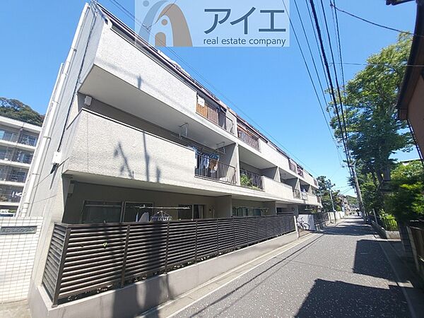 友人を呼びたくなるリノベーション済みのきれいな住まいです