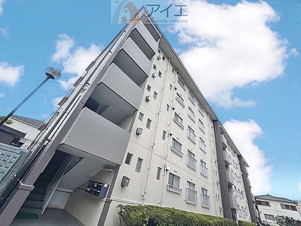 共用部の清掃・修理は管理員が実施