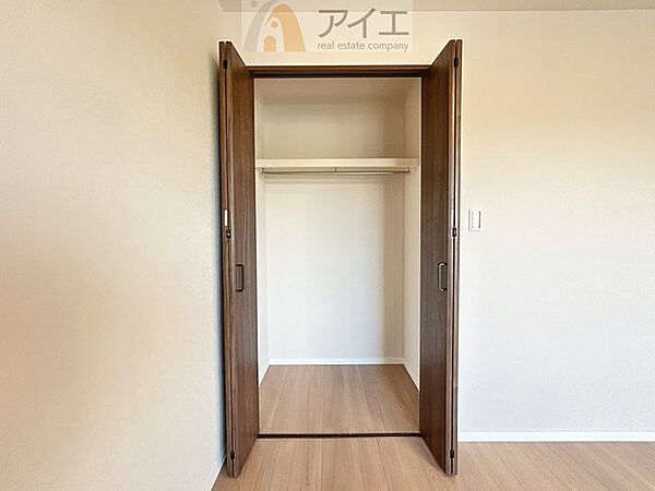 豊富な収納スペースですっきりとした暮らしを