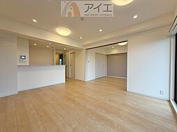 朝日パリオ秋山 3LDKの写真