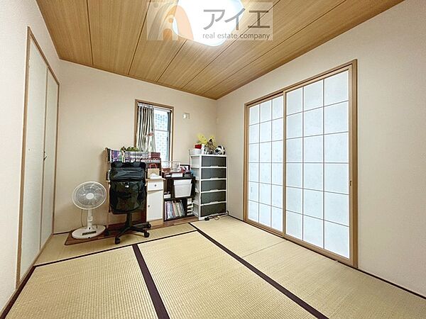 子育て家族に嬉しい、自然素材の優しい住まい