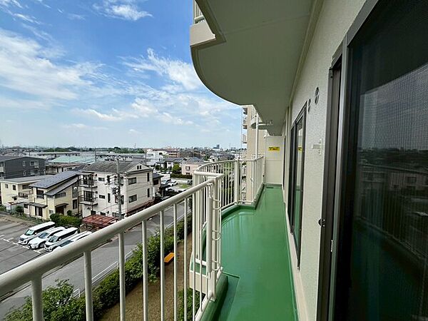 空を近くに感じられる眺望を楽しめます