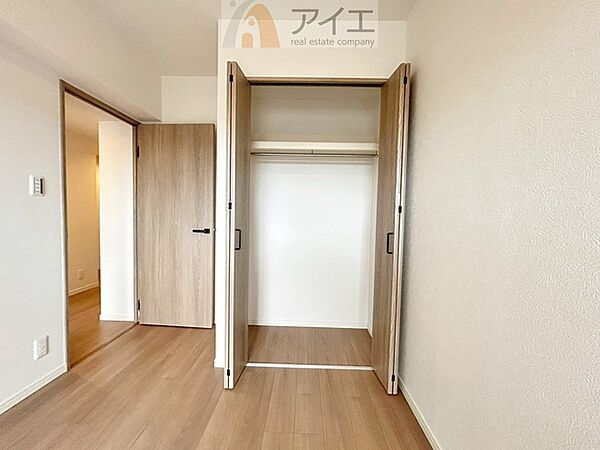 豊富な収納スペースですっきりとした暮らしを
