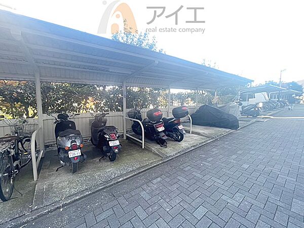 バイク置き場完備