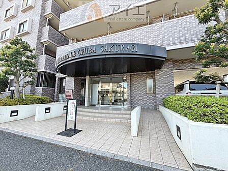共用部の清掃・修理は管理員が実施