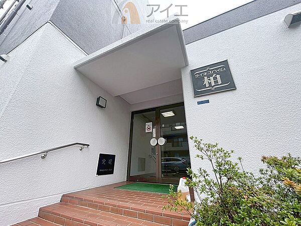 清掃や修理だけでなく、不審者への声掛けも。管理員の活動は防犯にも有効