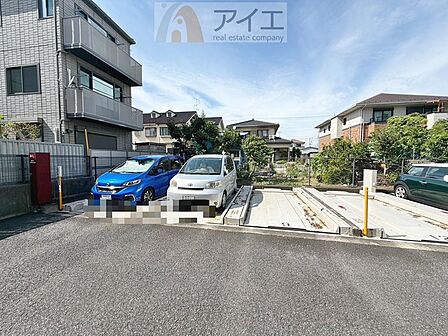 駐車場があるため車通勤の方にも安心なマンションです(要空確認)