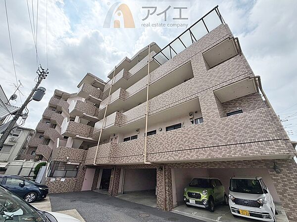 溢れる陽光でご家族の笑顔も輝く住まい