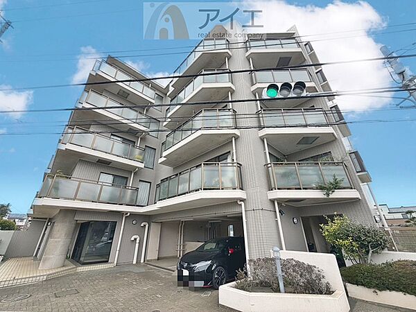 溢れる陽光でご家族の笑顔も輝く住まい