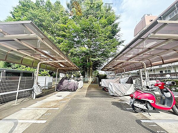 セキュリティ面にも配慮した駐輪場がございます