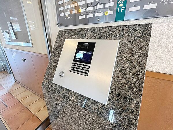 共働きや留守の多いご家族も安心の充実したセキュリティ