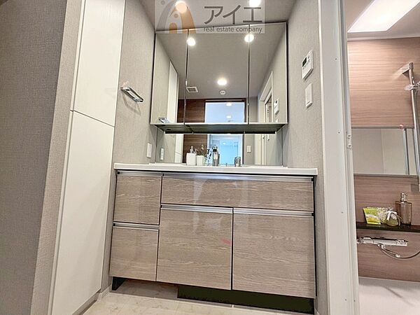 【施工例】上質な洗面空間がゆとりの時間を演出