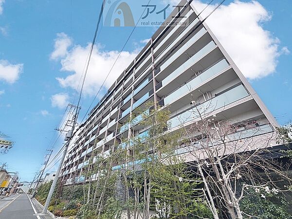 溢れる陽光でご家族の笑顔も輝く住まい