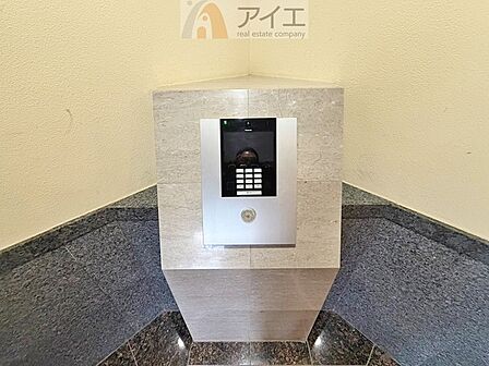 共働きや留守の多いご家族も安心の充実したセキュリティ