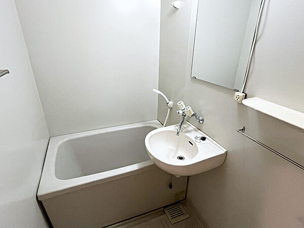 apartment 群馬県利根郡みなかみ町湯原
地図を見る