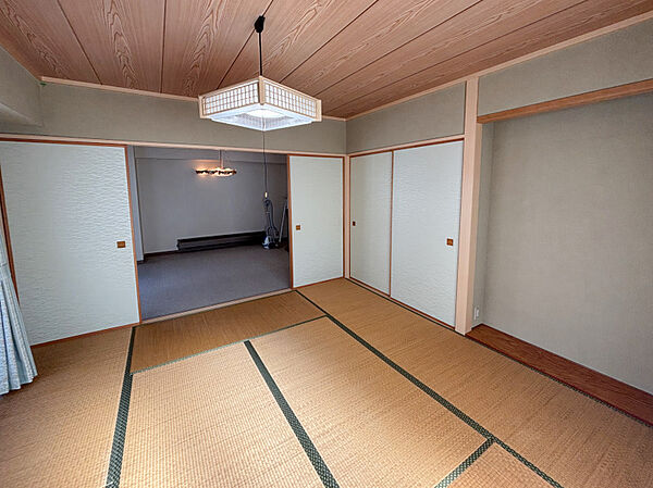 別角度から見た和室