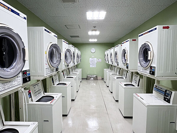 【共用部】コインランドリー