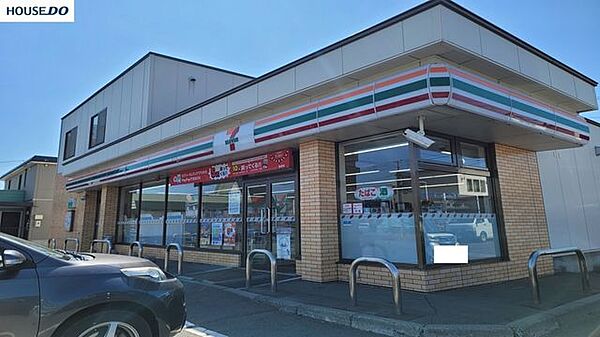 セブンイレブン　北見とん田東町店 370m
